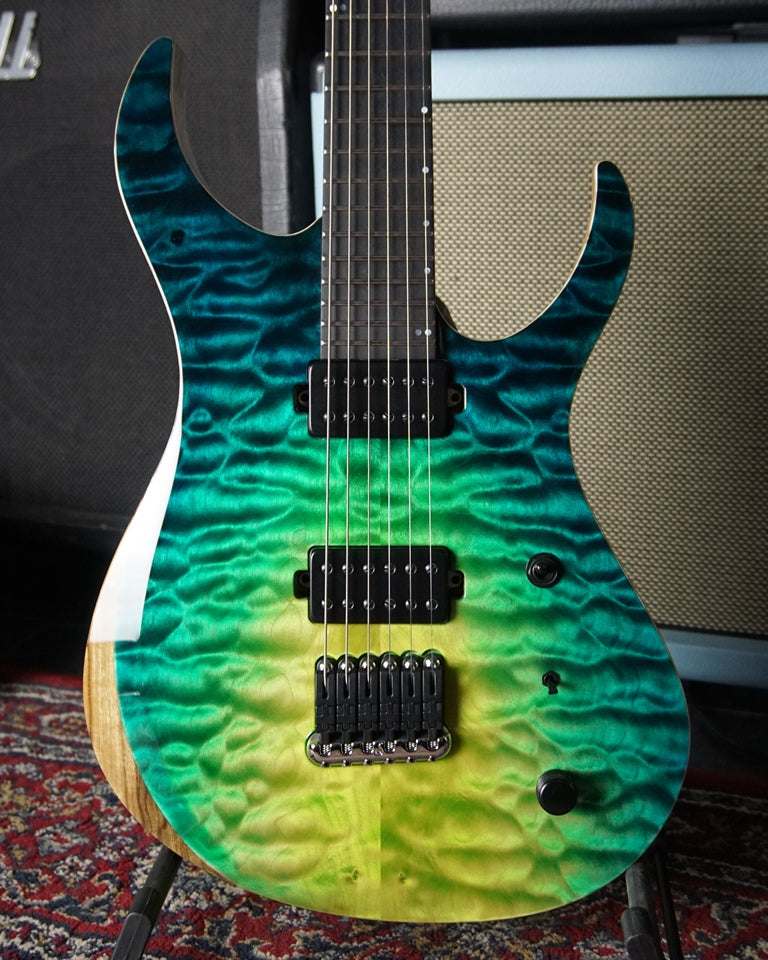 Magistra Quilted Maple