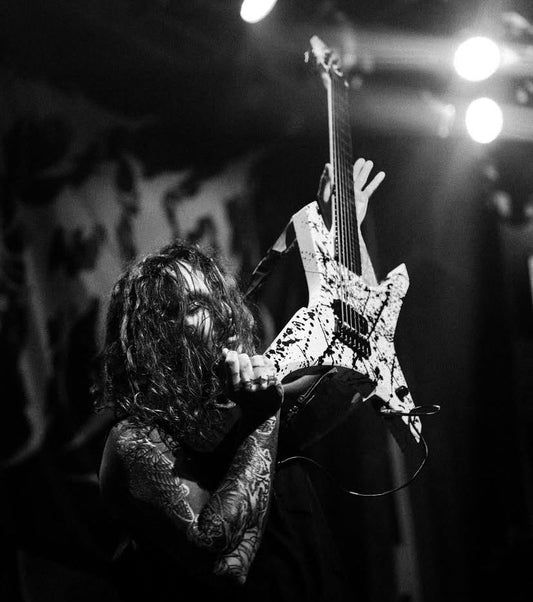 Nouri Yetgin - Distant